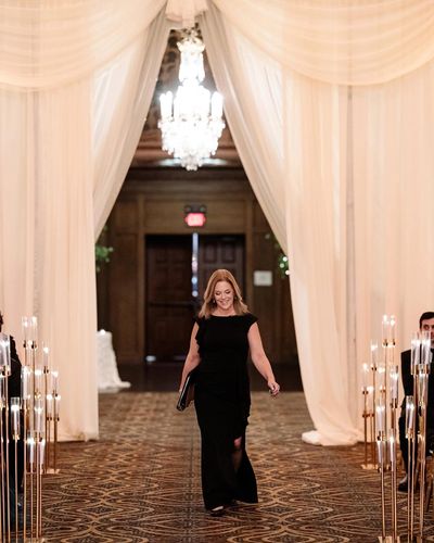 Sandy LeDonne
Wedding Officiant