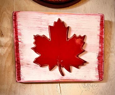 Wooden Canadian flag wall decor.