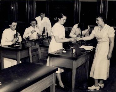 A black and white photo of nursing students from the 1950s or 1960s