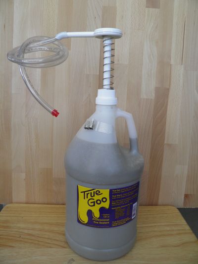 True Goo Shop Gallon with 1 oz/stroke measuring pump