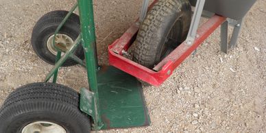True Goo Tire Sealant Wheelbarrow and Handcarts are 8-10 oz/tire