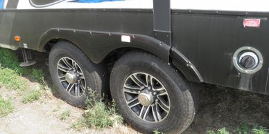 True Goo Tire Sealant, Trailers are 8-12 oz/tire.  Larger HD trailers and semi trucks are 16 oz/tire