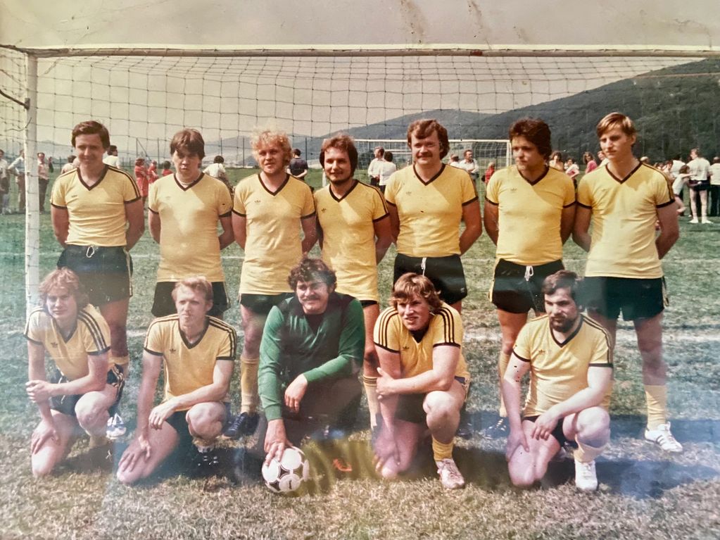 FC Eintracht Ammensen - Mannschaftsfoto 1981 - 2. Mannschaft