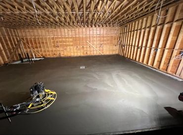 concrete garage flr, expert framing, garage construct, durable concr work, professional garage build