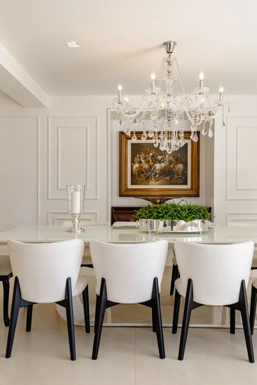 Fotografia de ambiente social interno de um apartamento duplex