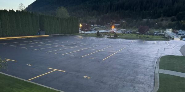 Sicamous Strata Sealcoating