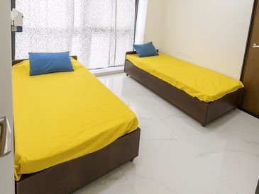 pg in mumbai, pg in oshiwara with food, bous/girls pg in mumbai