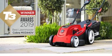 The award winning Cobra MX3440V