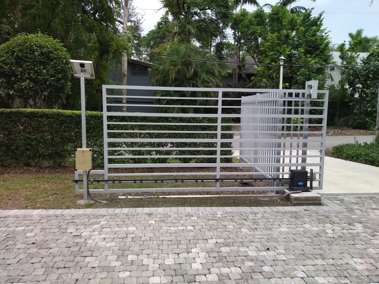 Garage Doors And Gates By Ramirez Garage Doors And Gates By Ramirez