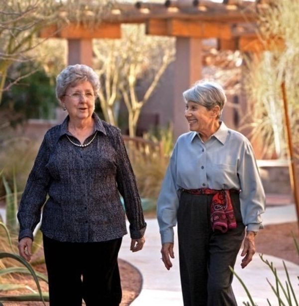Older adults enjoying companionship and an active lifestyle in Tucson, Arizona.