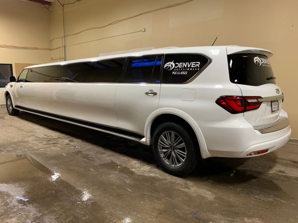Infiniti Stretch Limo Ft Collins