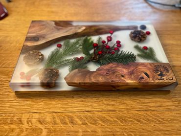 Holiday Charcuterie Board 16" x 10"