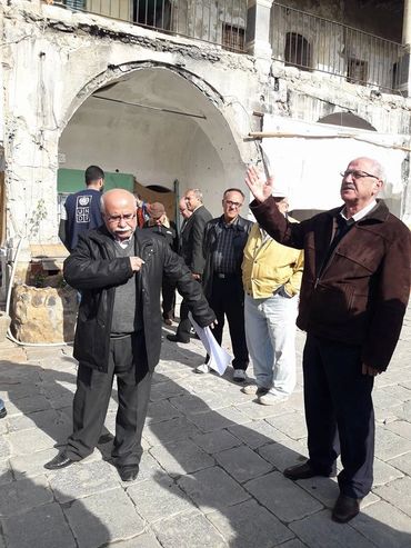 نهاد سمعان في أحد الجولات التراثية مع لجنة التراث