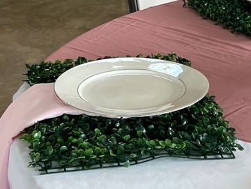 Boxwood placemats