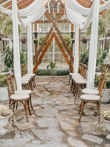 Double triangle arches in greenhouse