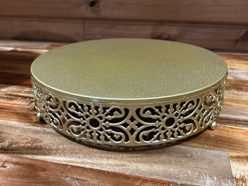 Gold cake stand