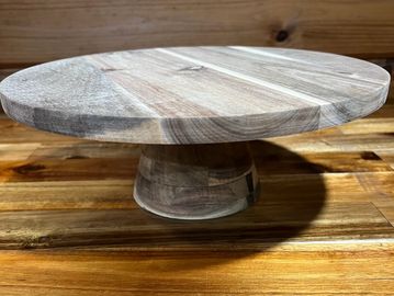 wood cake stand