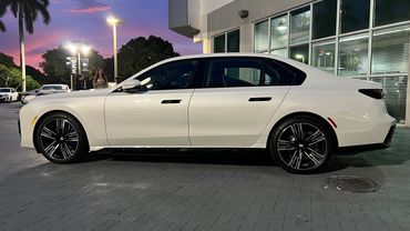 VIP EXPERIENCE
VIP DRIVER
VIP SVC