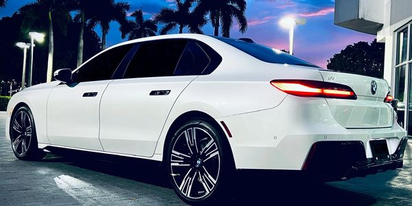 VIPEXPERIENCE.COM
VIP EXPERIENCE
VIP DRIVER
VIP SVC