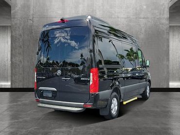 VIP EXPERIENCE
VIP DRIVER
VIP SVC