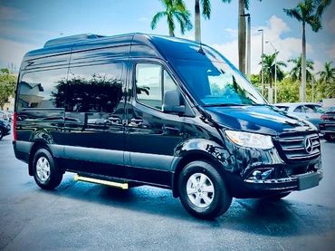 VIP EXPERIENCE
VIP SHUTTLE
VIP SVC