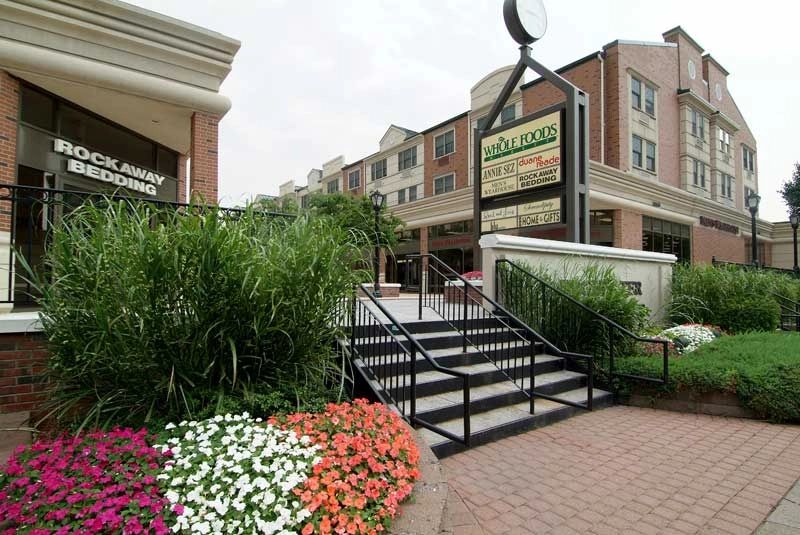 Edgewater Towne Center