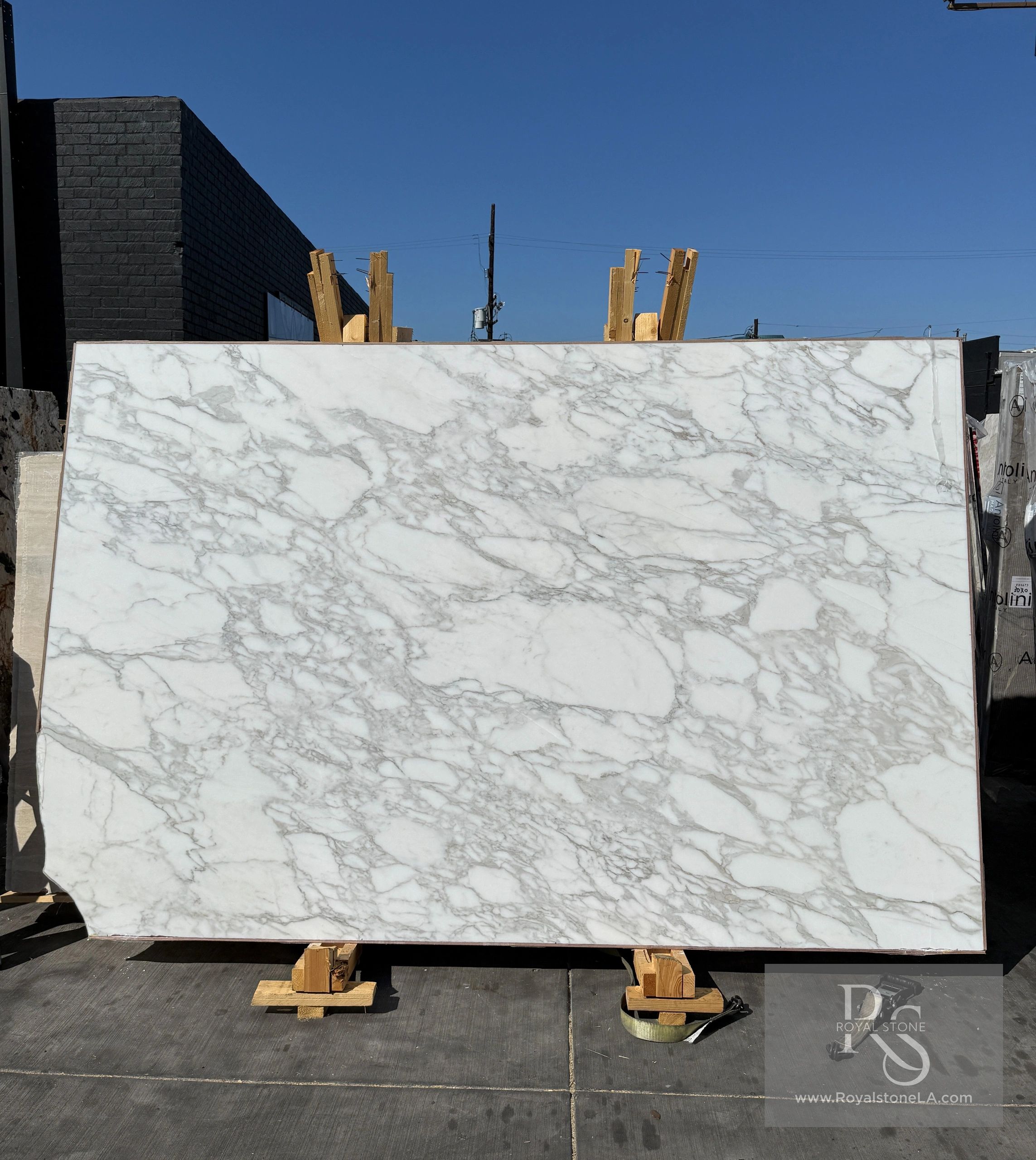 2cm Calacatta Borghini Wow Honed Finish Marble Slab 81 x 126