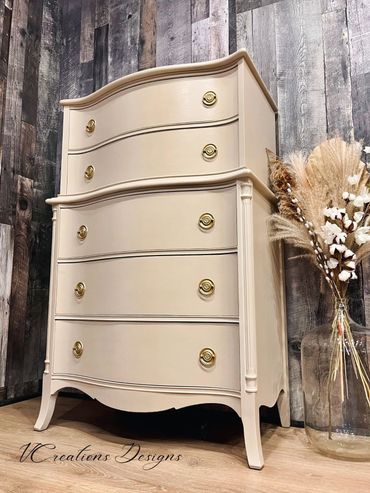 Commode vintage Beige et or - Style neutre et boho - Meubles recyclés - Meubles style Fédéral