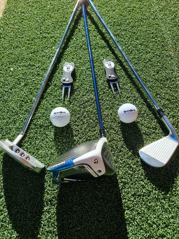 Golf Balls Divot tool with ball marker Clubs Irons Putter