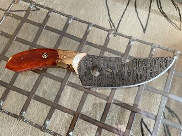 ladder pattern damascus chefs knife right side