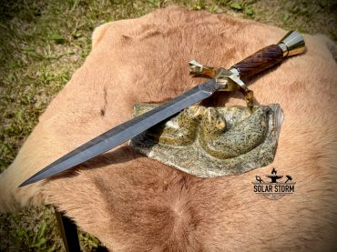 Damascus dagger by Bob Bryenton, Bladesmith and Swordsmith from Alberta, Canada