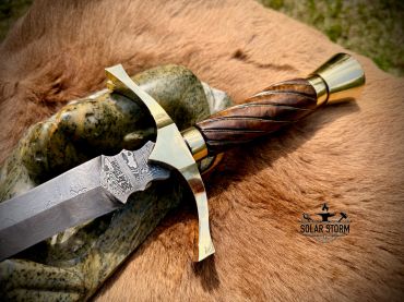 Damascus dagger by Bob Bryenton, Bladesmith and Swordsmith from Alberta, Canada