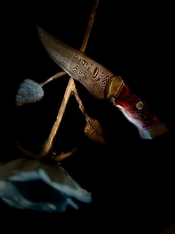 Damascus hunting knife