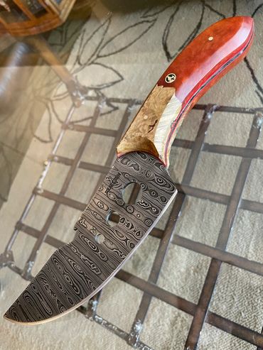 ladder pattern damascus chefs knife