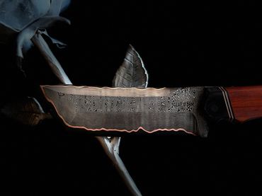blade of Custom cumai damascus tanto.