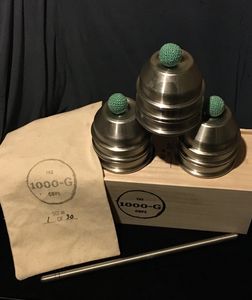1000-G cups with bag, balls, box and wand