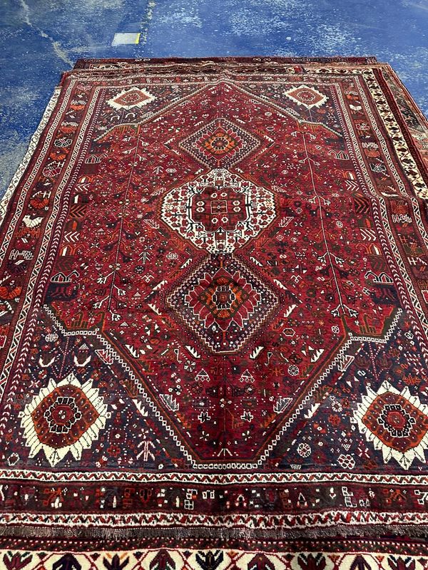 An Red Color Oriental Rug