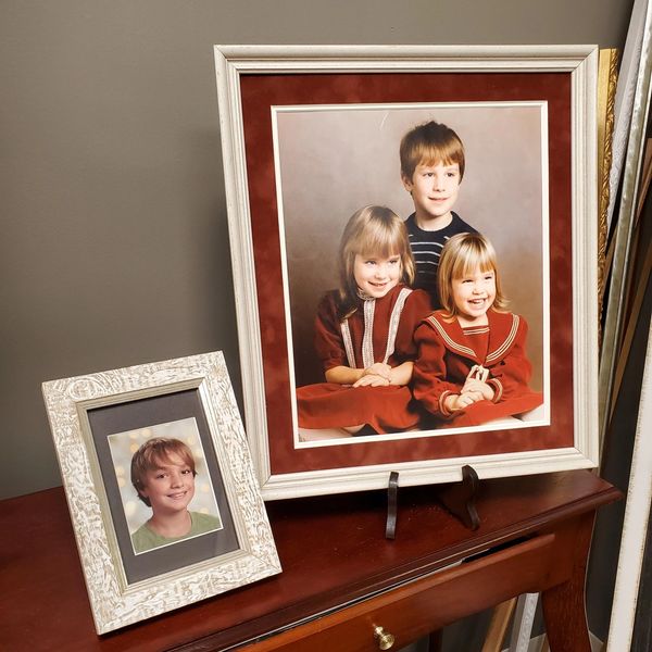 Family photos, custom frame, stock frame, tabletop frame, matting