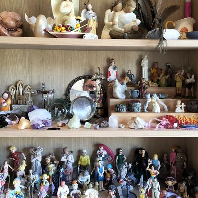 Ballarat Art Therapies - Helping you live your best life - Sand Tray symbols and figures
