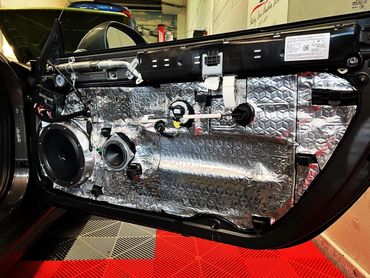 porsche 991.2 with bespoke speaker upgrade at ilkley car audio