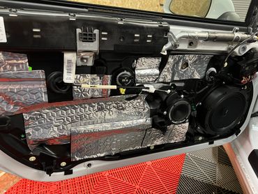 porsche 991 speaker upgrade at ilkley car audio