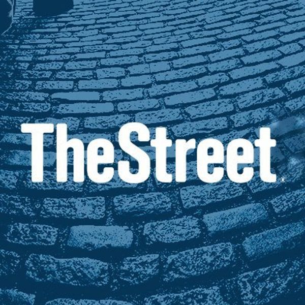 Logo of journalist organization TheStreet