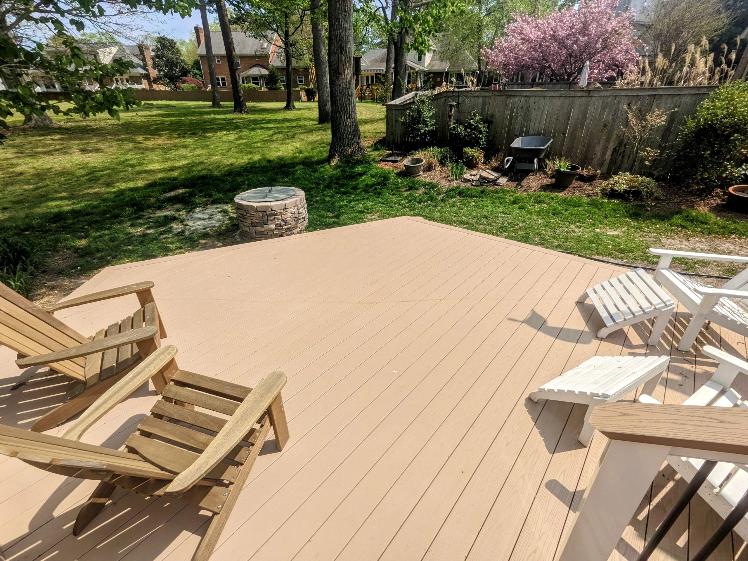 Sunbathing area of deck