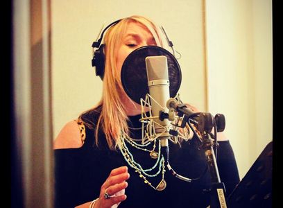 Nicolette Blount in the studio