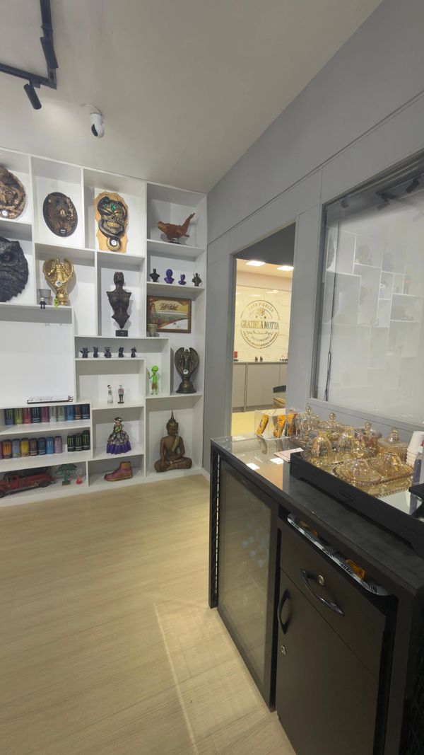 Procedimentos conduzidos com conhecimento técnico, biossegurança e precisão.