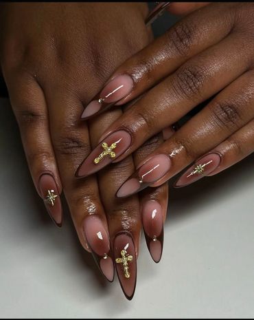 A woman presenting her nails after a professional manicure.