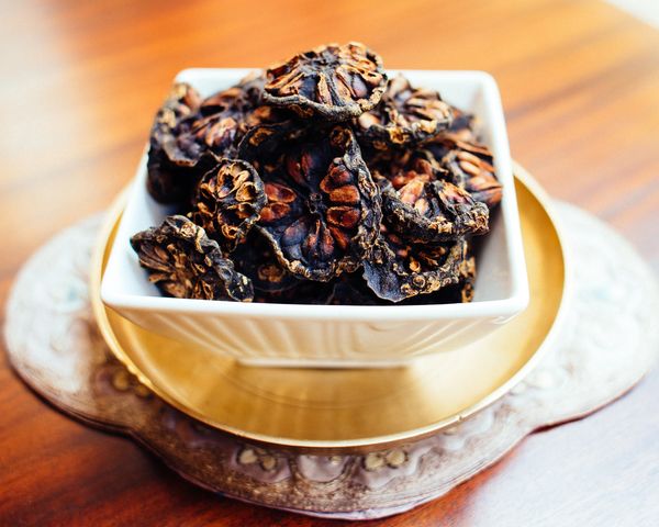 Dried Noni - Historically been used to treat tumors, gout and skin health, makes a lovely tea!