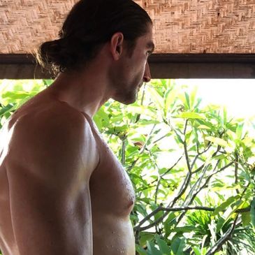 Ben Orndorff. Podcast host, world traveler and climber of the pyramids of Giza. Free diver, fisher