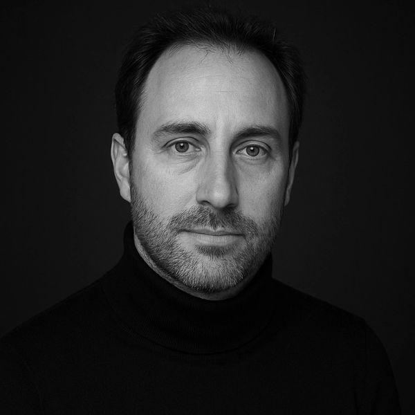 Renaud Democrate.
Entrepreneur résilient.
Réussites professionnelles & chute.
Euphorie & dépression.