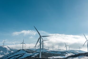 Prospección, diseño, desarrollo de proyectos, gestión de terrenos y operación de parques eólicos.